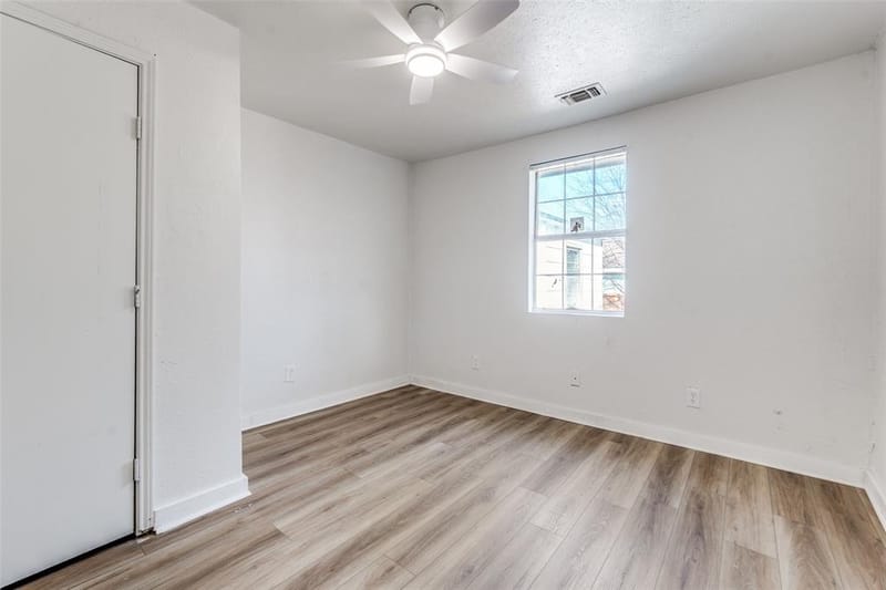 3455 Kellogg Avenue, Dallas TX 75216 - Photo 14
