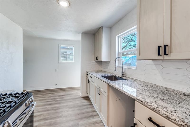 3455 Kellogg Avenue, Dallas TX 75216 - Photo 11