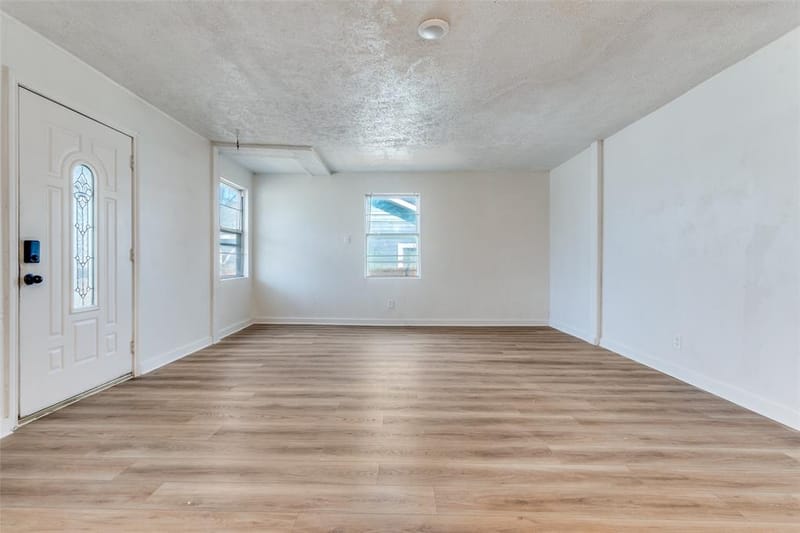 3455 Kellogg Avenue, Dallas TX 75216 - Photo 4