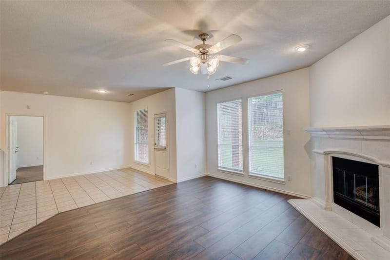 7048 Summit Parc Drive, Dallas TX 75249 - Photo 11