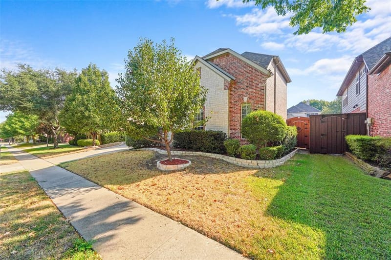 707 Wheaton Court, Allen TX 75013 - Photo 11