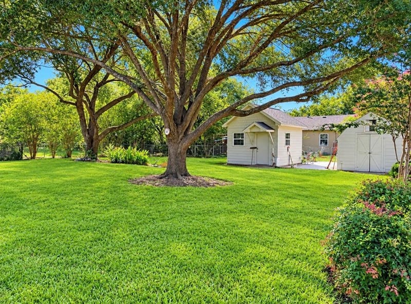 1500 E California Street, Gainesville TX 76240 - Photo 8