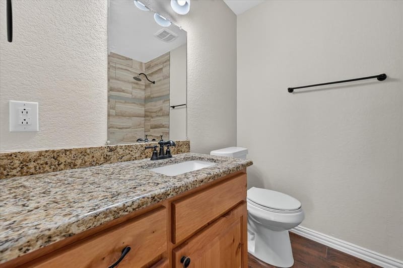 521 E Glendale Street, Crowley TX 76036 - Photo 13