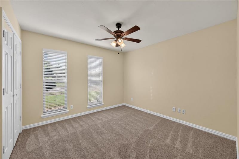 521 E Glendale Street, Crowley TX 76036 - Photo 12