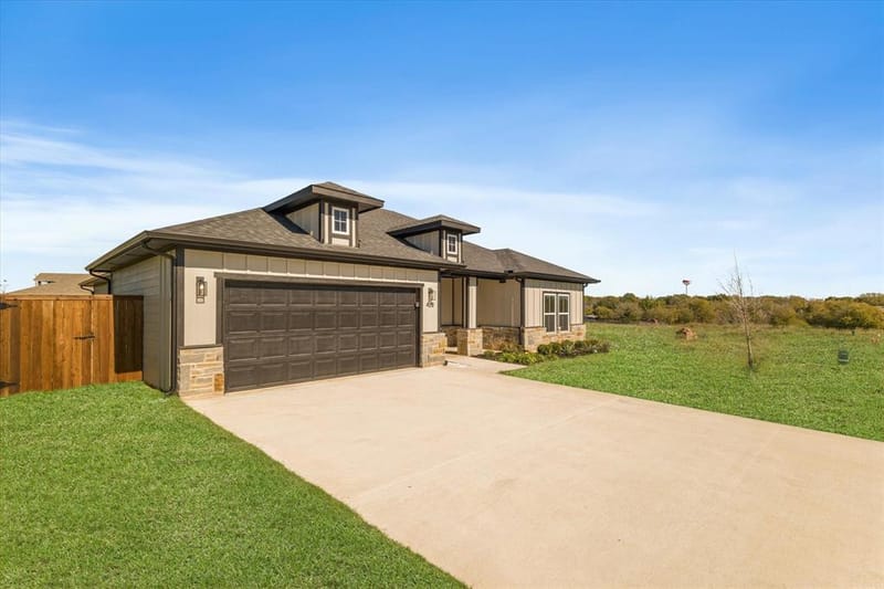 428 Cirrus Circle, Muenster TX 76252 - Photo 2