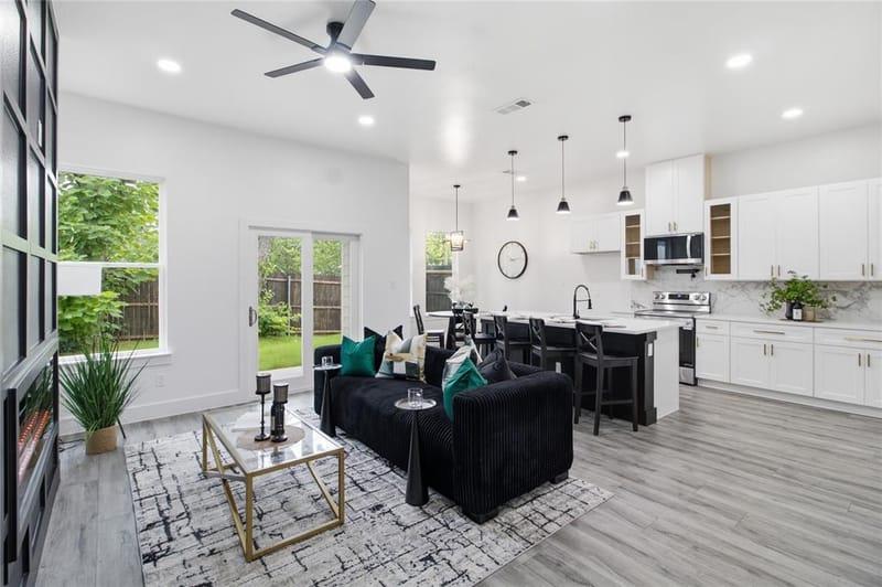 2504 Vaughn Boulevard, Fort Worth TX 76105 - Photo 7