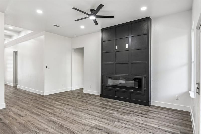2504 Vaughn Boulevard, Fort Worth TX 76105 - Photo 10