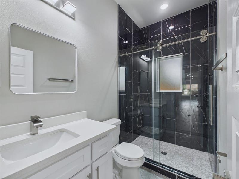 948 Marion Avenue, Fort Worth TX 76104 - Photo 16