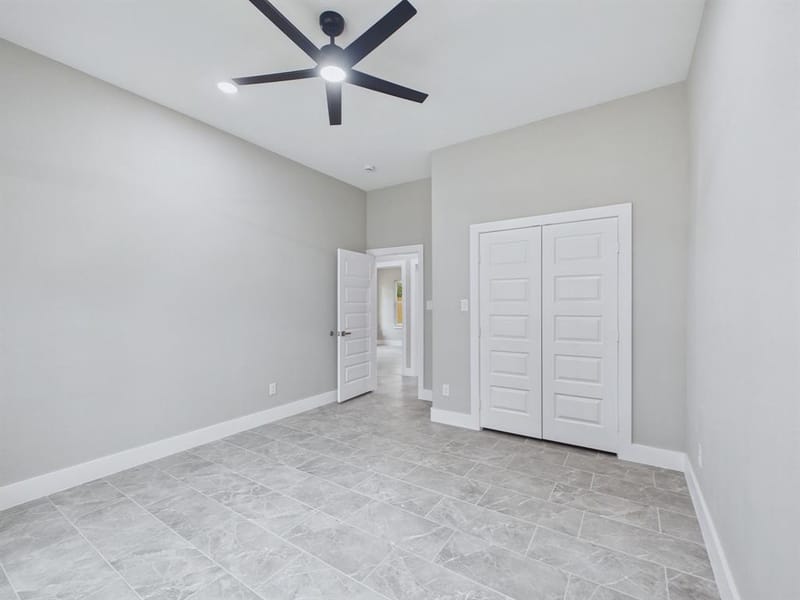 948 Marion Avenue, Fort Worth TX 76104 - Photo 9