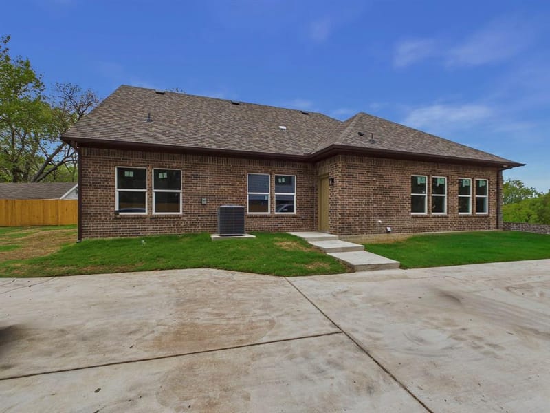 948 Marion Avenue, Fort Worth TX 76104 - Photo 25