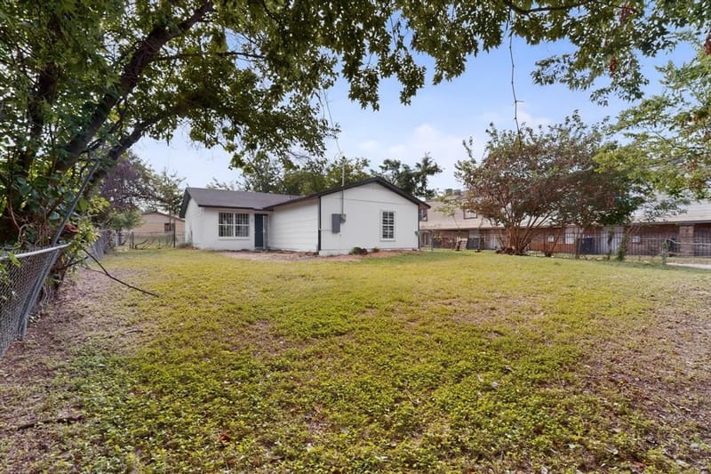 301 Stoneport Drive, Dallas TX 75217 - Photo 37