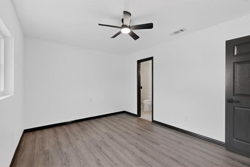 301 Stoneport Drive, Dallas TX 75217 - Photo 21