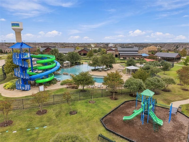 3955 Chesapeake Lane, Heartland TX 75126 - Photo 2