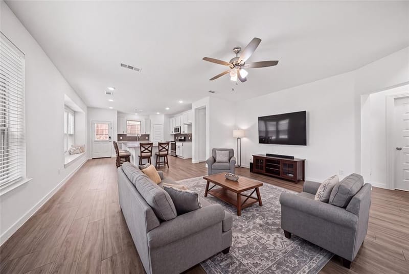3955 Chesapeake Lane, Heartland TX 75126 - Photo 4