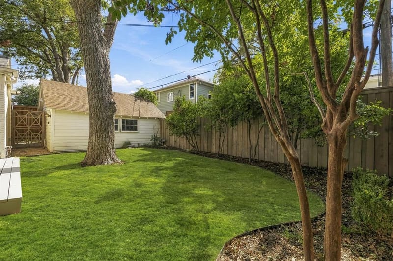 5318 Merrimac Avenue, Dallas TX 75206 - Photo 34