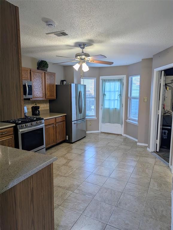 1787 Circle Creek Drive, Lewisville TX 75067 - Photo 4