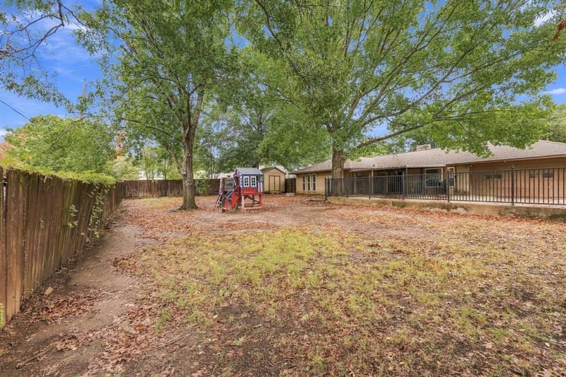 1908 Nancy Lea Drive, Bonham TX 75418 - Photo 37