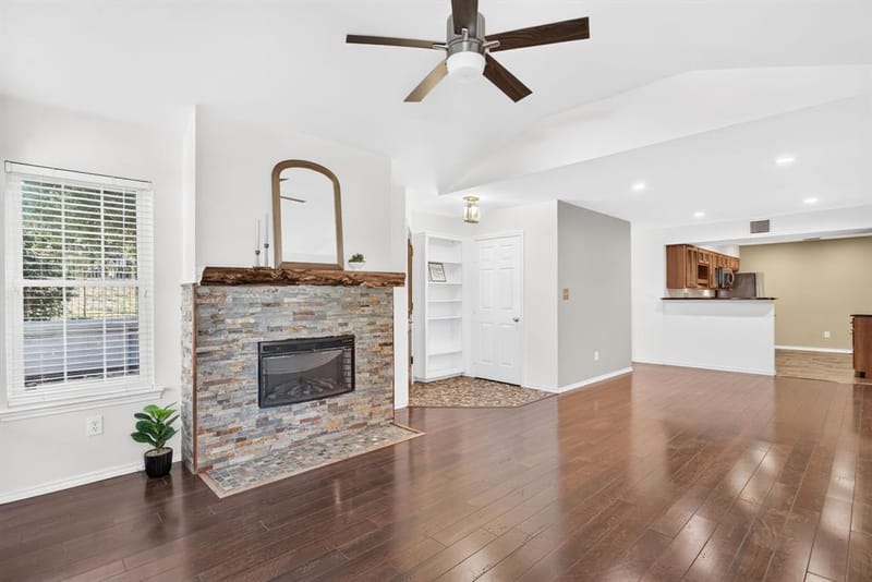 6123 Welden Court, Fort Worth TX 76132 - Photo 6