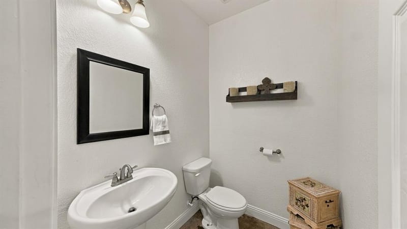 1389 County Road 3591, Paradise TX 76073 - Photo 23