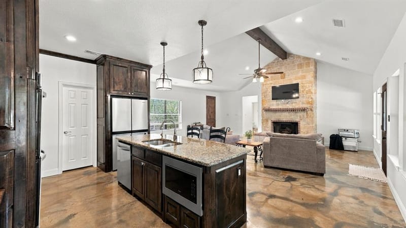 1389 County Road 3591, Paradise TX 76073 - Photo 12
