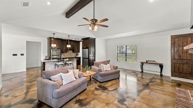 1389 County Road 3591, Paradise TX 76073 - Photo 7