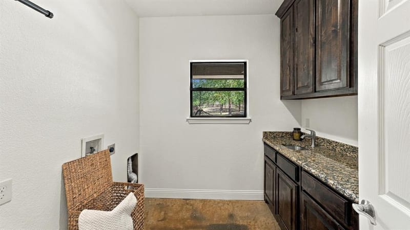 1389 County Road 3591, Paradise TX 76073 - Photo 24