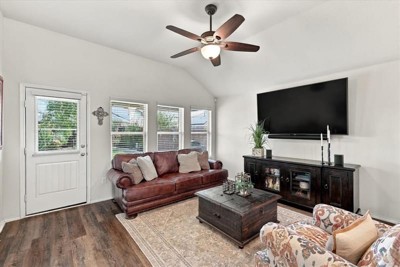 14628 Basketweaver Lane, Fort Worth TX 76052 - Photo 9