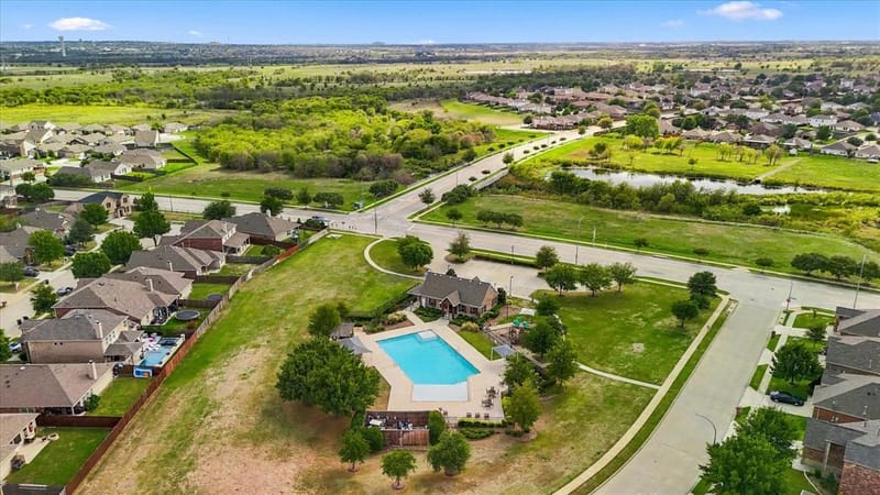 14628 Basketweaver Lane, Fort Worth TX 76052 - Photo 31