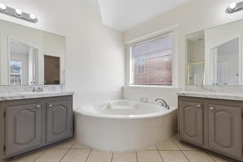 1604 Bennington Drive, Carrollton TX 75007 - Photo 13