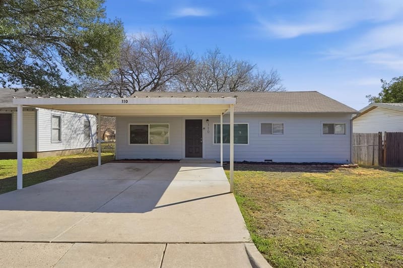 110 N Redford Lane, White Settlement TX 76108