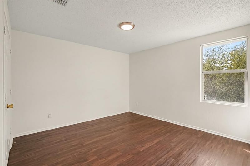 1227 Scarlet Sage Parkway, Burleson TX 76028 - Photo 13
