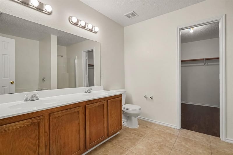 1227 Scarlet Sage Parkway, Burleson TX 76028 - Photo 14