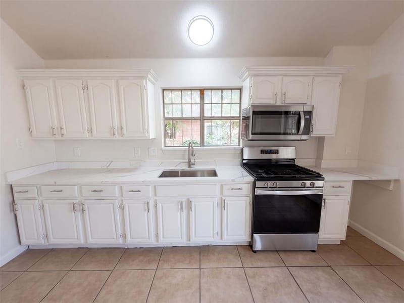 1322 E Waco Avenue, Dallas TX 75216 - Photo 6