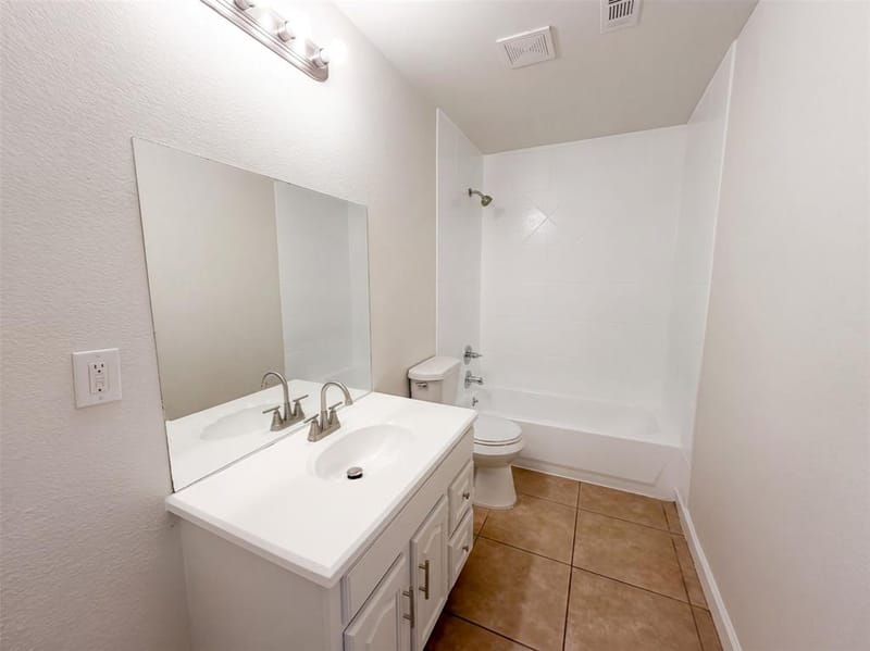1322 E Waco Avenue, Dallas TX 75216 - Photo 12
