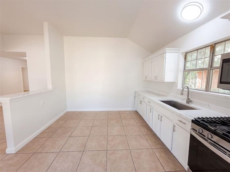 1322 E Waco Avenue, Dallas TX 75216 - Photo 7