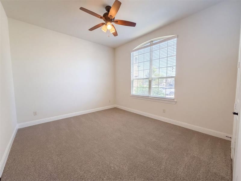 10832 Frost Place, McKinney TX 75071 - Photo 11