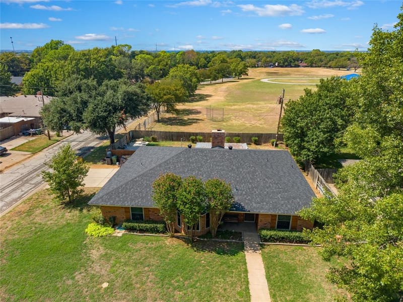 2004 Ford Street, Arlington TX 76013 - Photo 2