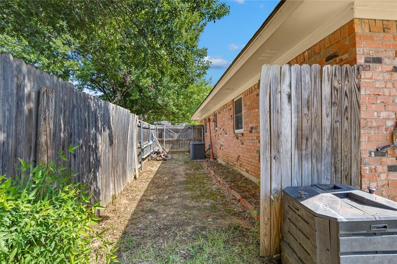 2004 Ford Street, Arlington TX 76013 - Photo 21