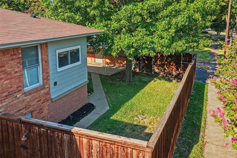 103 S Plymouth Road, Dallas TX 75211 - Photo 26