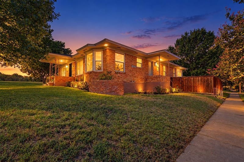 103 S Plymouth Road, Dallas TX 75211 - Photo 3