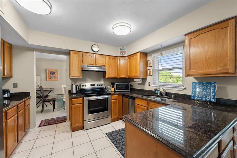 2215 Villanova Street, Arlington TX 76018 - Photo 7