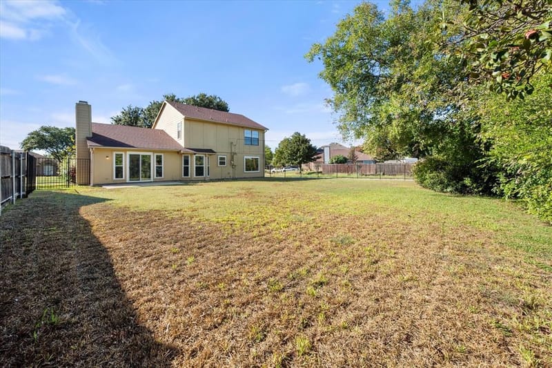 2215 Villanova Street, Arlington TX 76018 - Photo 30