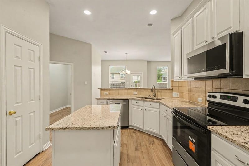 8412 Indianola Drive, Frisco TX 75033 - Photo 9