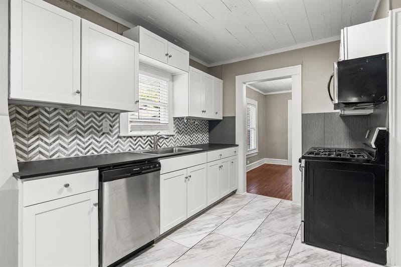 3327 Morrow Avenue, Waco TX 76707 - Photo 18