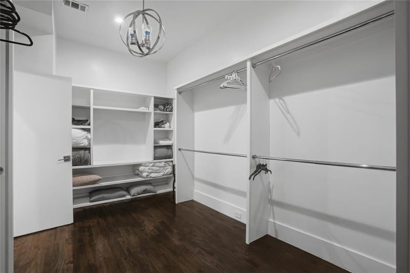 180 S Cisco Street, Dallas TX 75246 - Photo 13