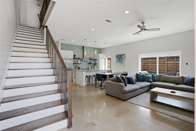 180 S Cisco Street, Dallas TX 75246 - Photo 4