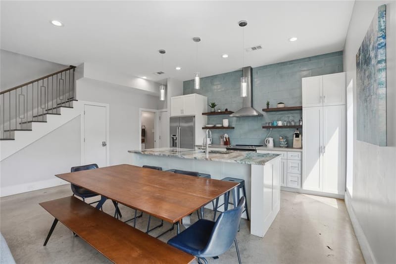 180 S Cisco Street, Dallas TX 75246 - Photo 8