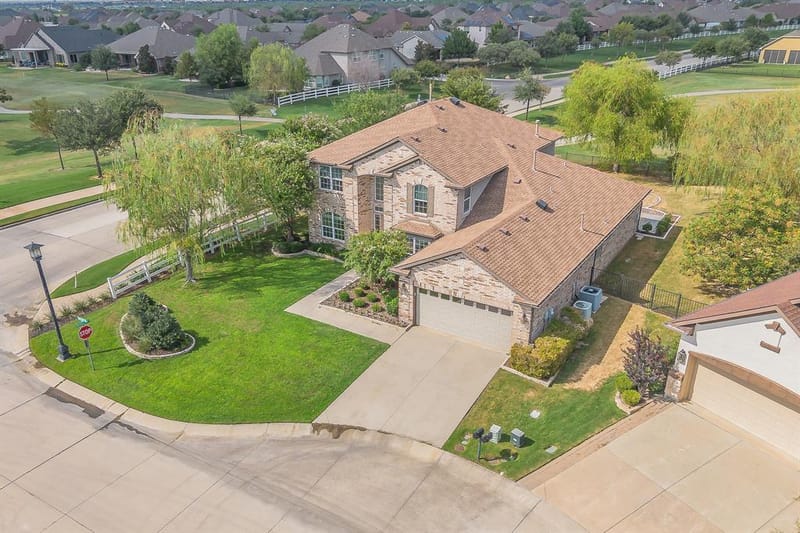 8701 Freeport Drive, Denton TX 76207 - Photo 2