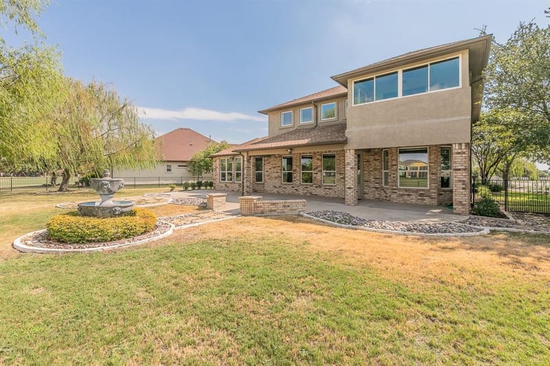 8701 Freeport Drive, Denton TX 76207 - Photo 35
