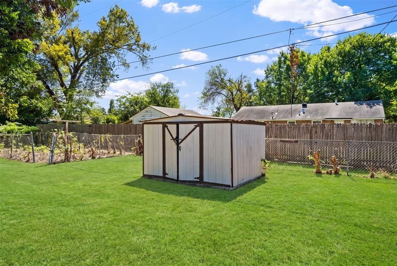 1608 Maple Drive, Garland TX 75042 - Photo 28